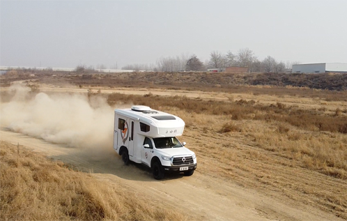 自由炮自動(dòng)檔、四驅(qū)房車，值得選擇